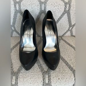 Jessica Simpson platform heels size 6